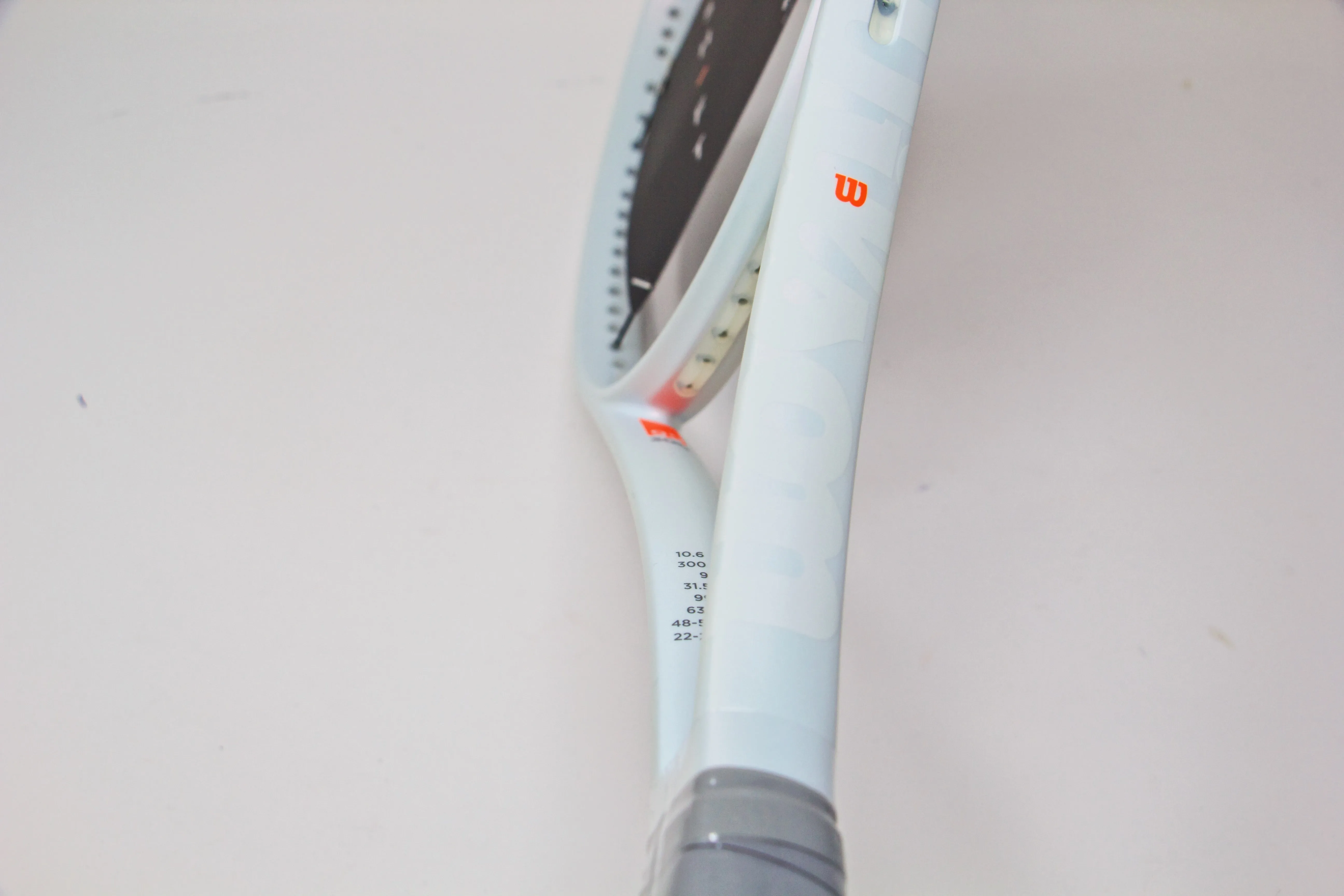 Wilson Shift 99 V1 (300g) Tennis Racket